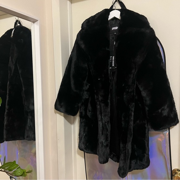 Apparis Jackets & Blazers - Brand NEW APPARIS Stella Coat XXS